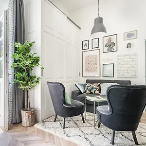 Apartment Bpr King Street Vintage Design With A/c, Budapest