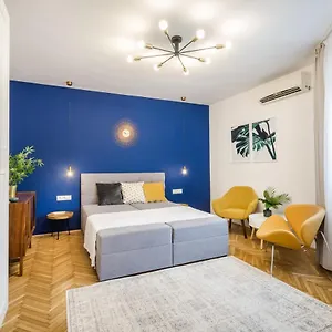 Bpr Unique With A/c Apartament