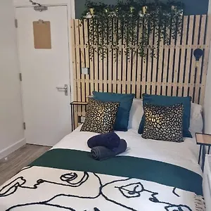 https://the-appletree.brighton-hotels-england.com
